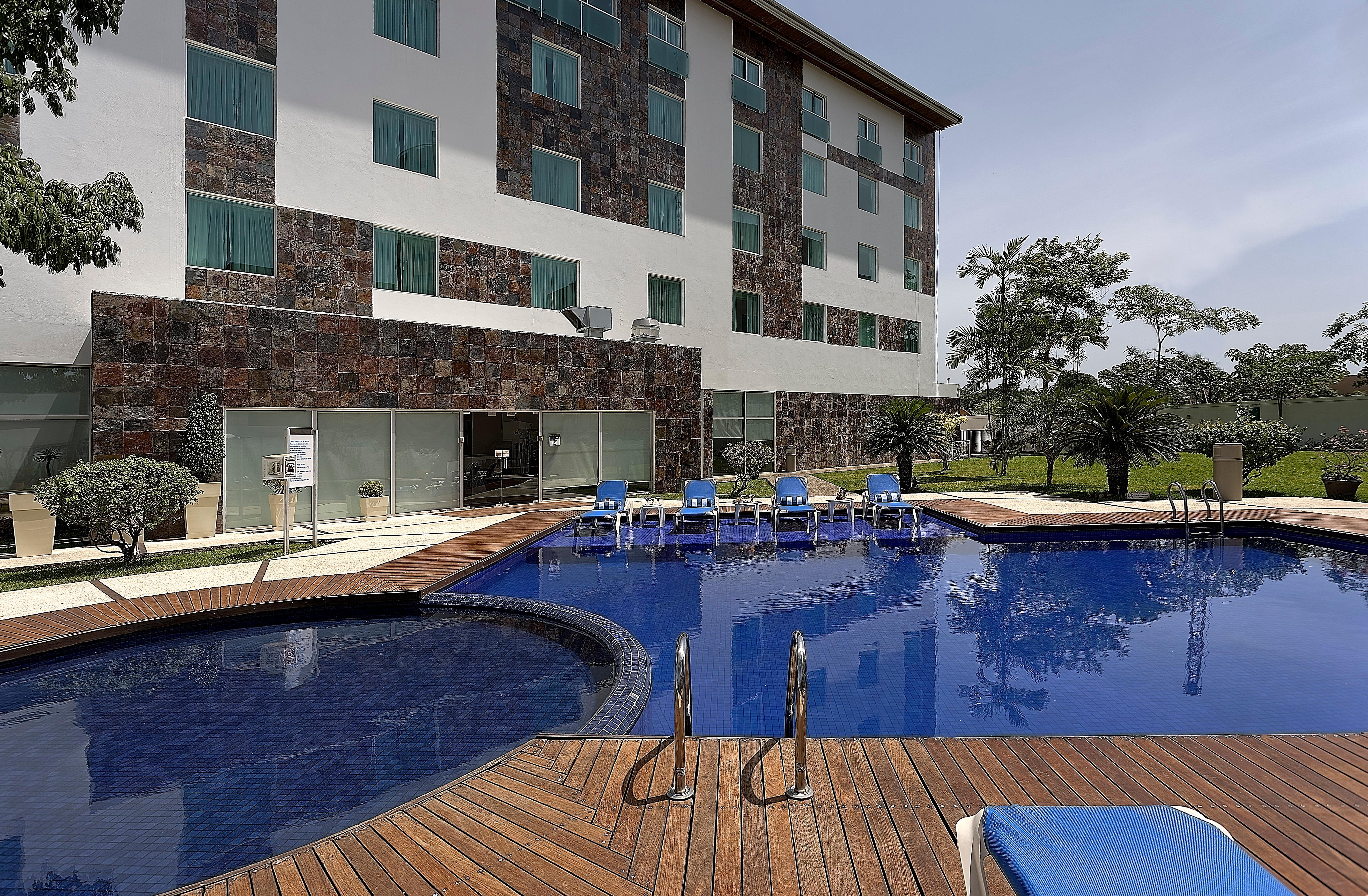 Holiday Inn Express Villahermosa By Ihg Exteriör bild